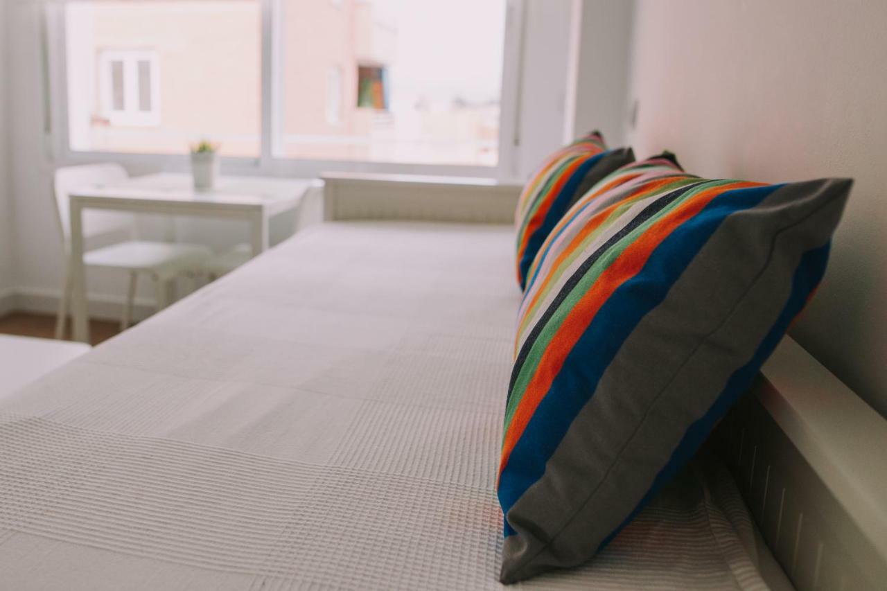 מאלגה Apartamento Malagueta Playa מראה חיצוני תמונה