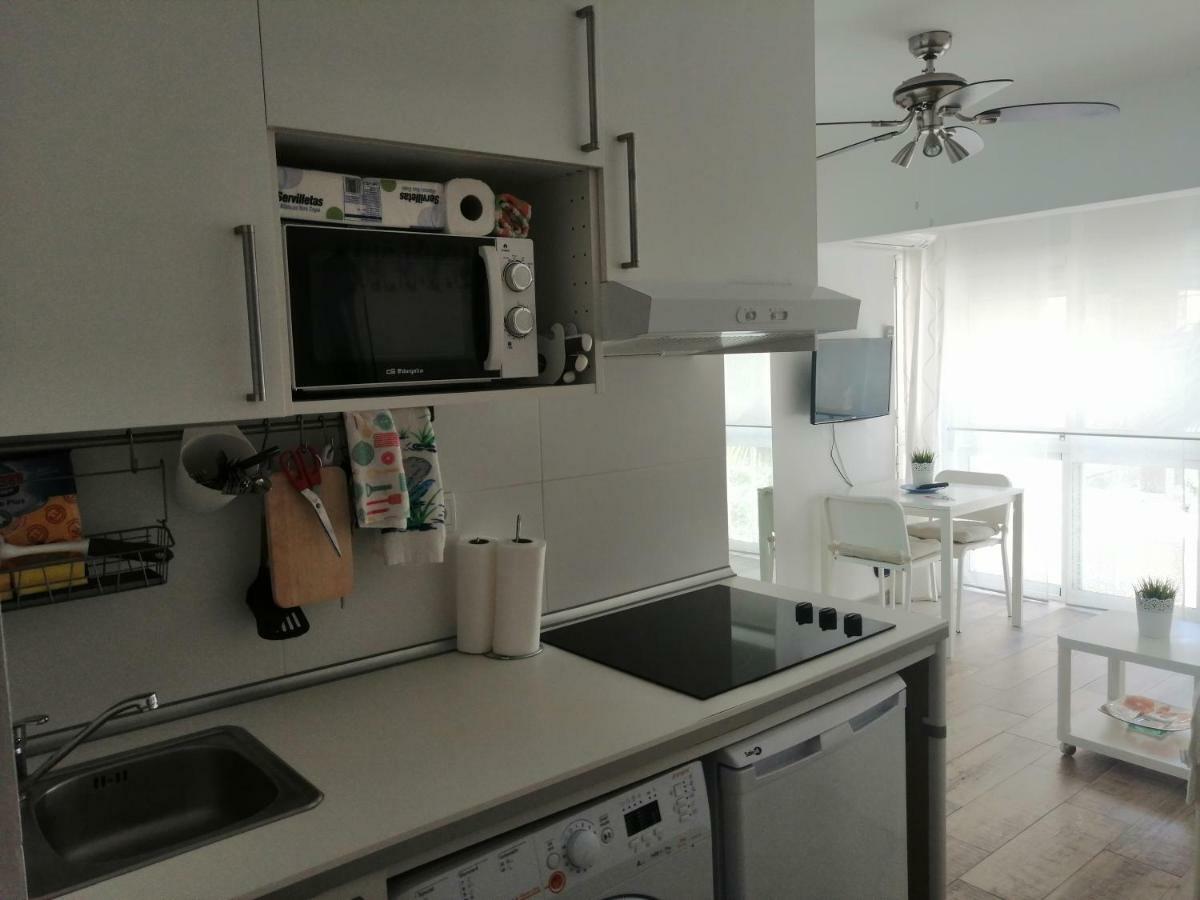 מאלגה Apartamento Malagueta Playa מראה חיצוני תמונה
